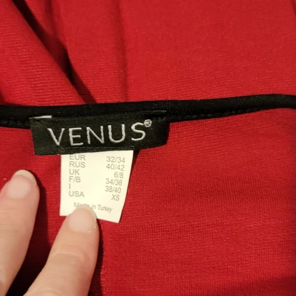 Venus red dress w/ black trim - Picture 5 of 5